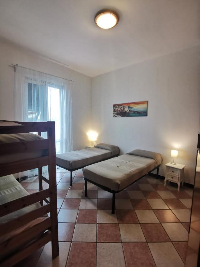 Residence La Lanterna Genoa Exterior photo